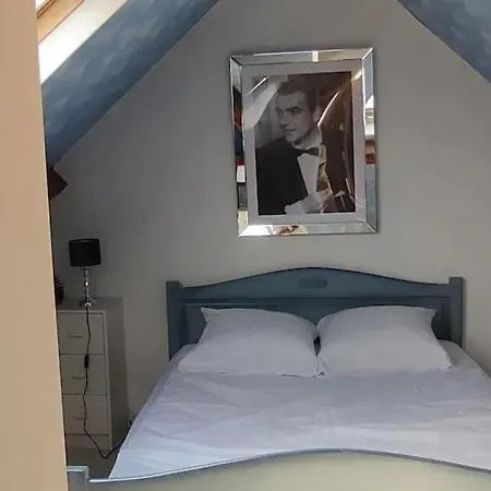 Дом отдыха Maison Spacieuse Avec Jardin A Cabourg, 250 M²