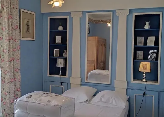 Maison Spacieuse Avec Jardin A Cabourg, 250 M² Дом отдыха *