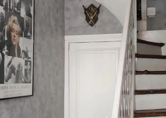 Дом отдыха Maison Spacieuse Avec Jardin A Cabourg, 250 M² Кабур