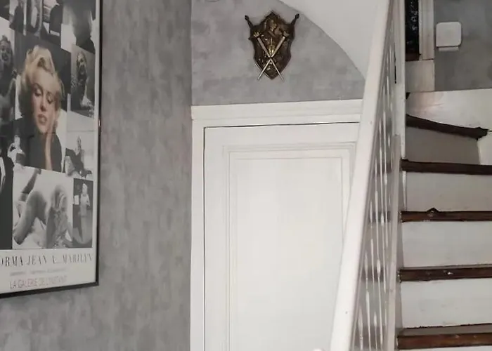 Дом отдыха Maison Spacieuse Avec Jardin A Cabourg, 250 M² Кабур