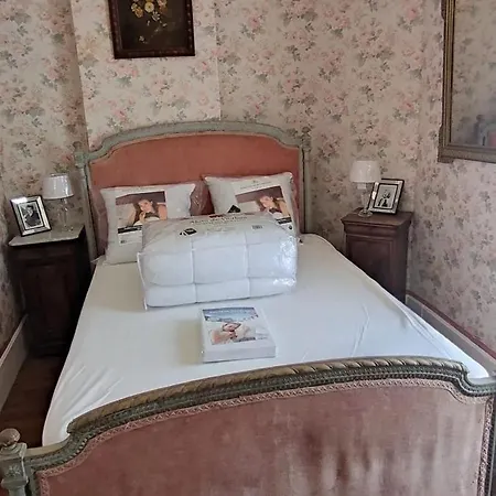 Tatil Evi Maison Spacieuse Avec Jardin A Cabourg, 250 M² *