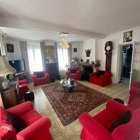 Tatil Evi Maison Spacieuse Avec Jardin A Cabourg, 250 M² Cabourg