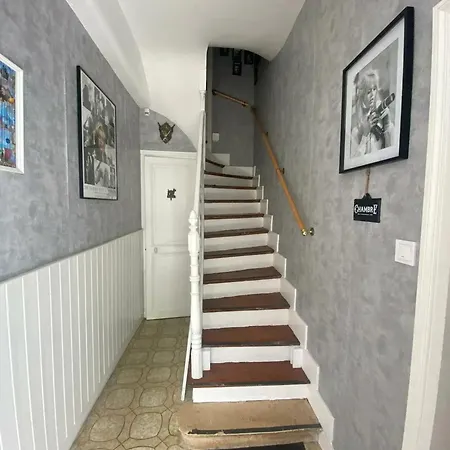 Maison Spacieuse Avec Jardin A Cabourg, 250 M² Tatil Evi Cabourg