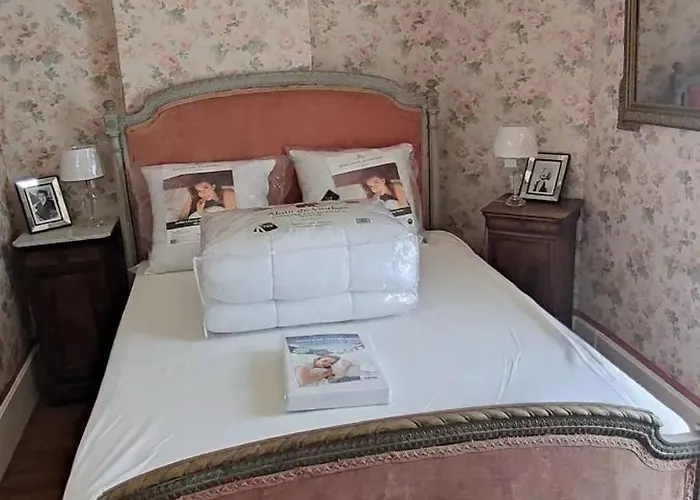 בית נופש Maison Spacieuse Avec Jardin A Cabourg, 250 M² *