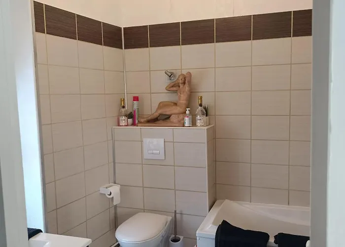 בית נופש Maison Spacieuse Avec Jardin A Cabourg, 250 M² *